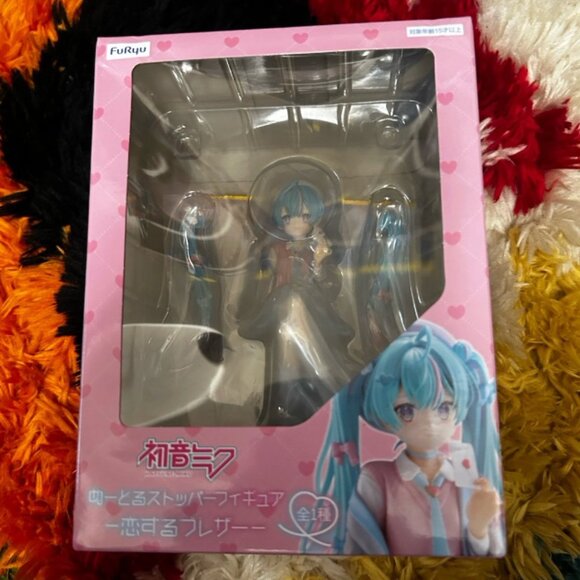 Brank new Hatsune miku figure - Picture 2 of 4